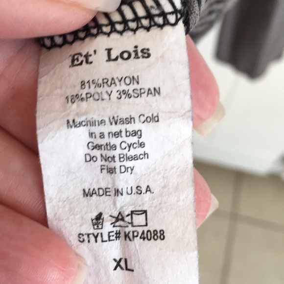 Dark gray and black accented Boutique top - Picture 5 of 5